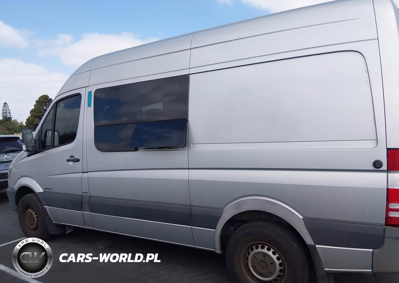 2015 Mercedes-Benz Sprinter 2500 Normal Roof VIN:WD4PE7CC0FP115783 - 14