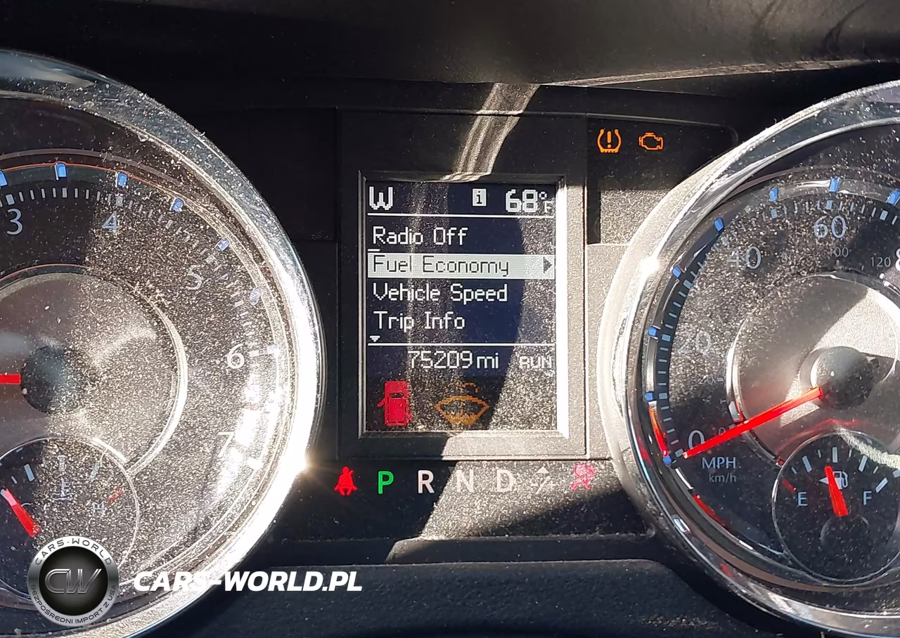 2015 Chrysler Town & Country Touring VIN:2C4RC1BG6FR619439 - 15