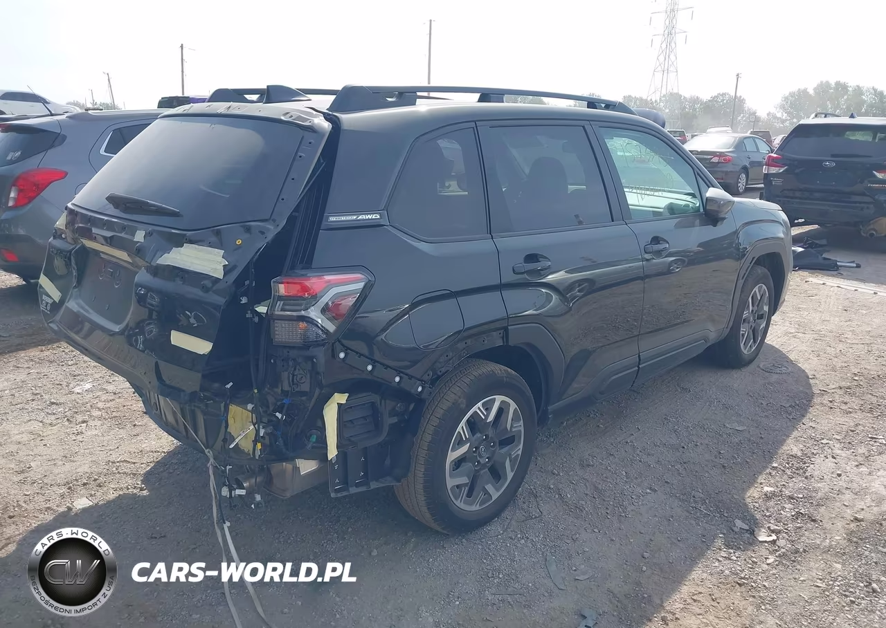 2026 Subaru Forester Premium VIN:4S4SLDB68T3125612 - 4