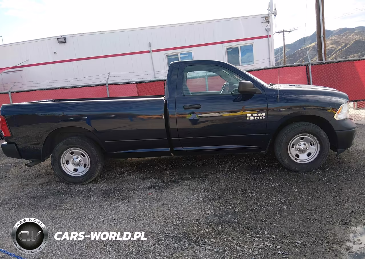 2018 Ram 1500 Tradesman 4X2 8' Box VIN:3C6JR6DGXJG255392 - 18