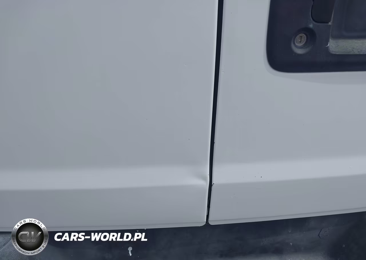 2010 Chevrolet Express 3500 Work Van VIN:1GC2GUBA6A1147307 - 17