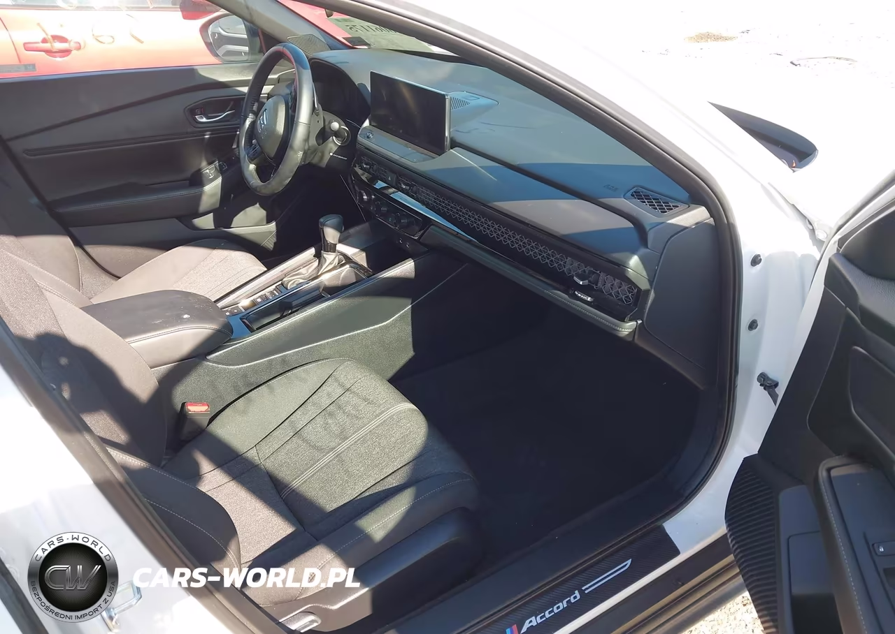 2024 Honda Accord Hybrid Sport VIN:1HGCY2F51RA008105 - 5