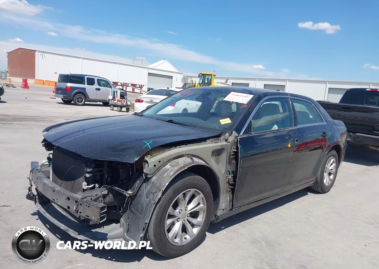 2015 Chrysler 300 Limited VIN:2C3CCAAG9FH868237 - 2