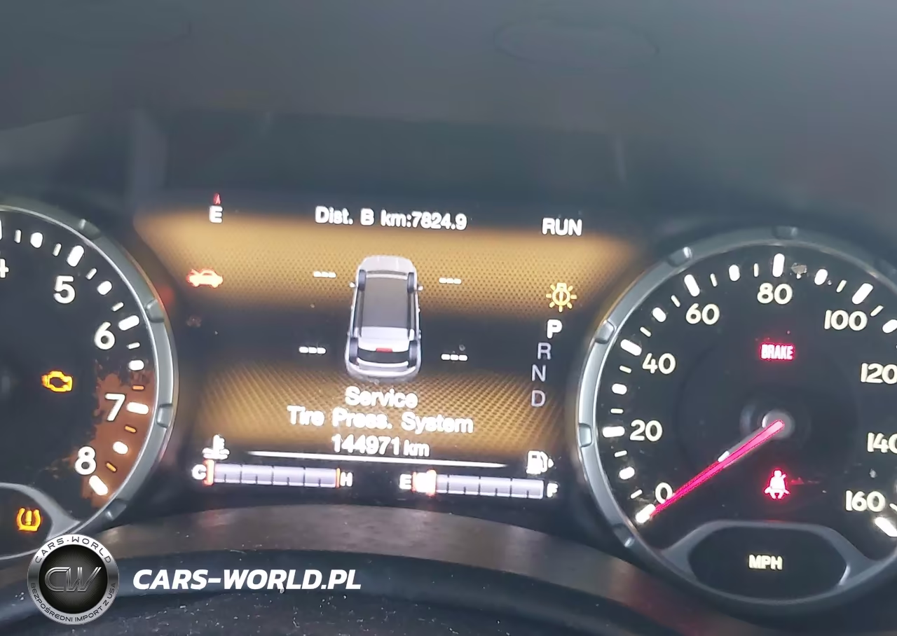 2016 Jeep Renegade Limited VIN:ZACCJADT8GPC53608 - 7