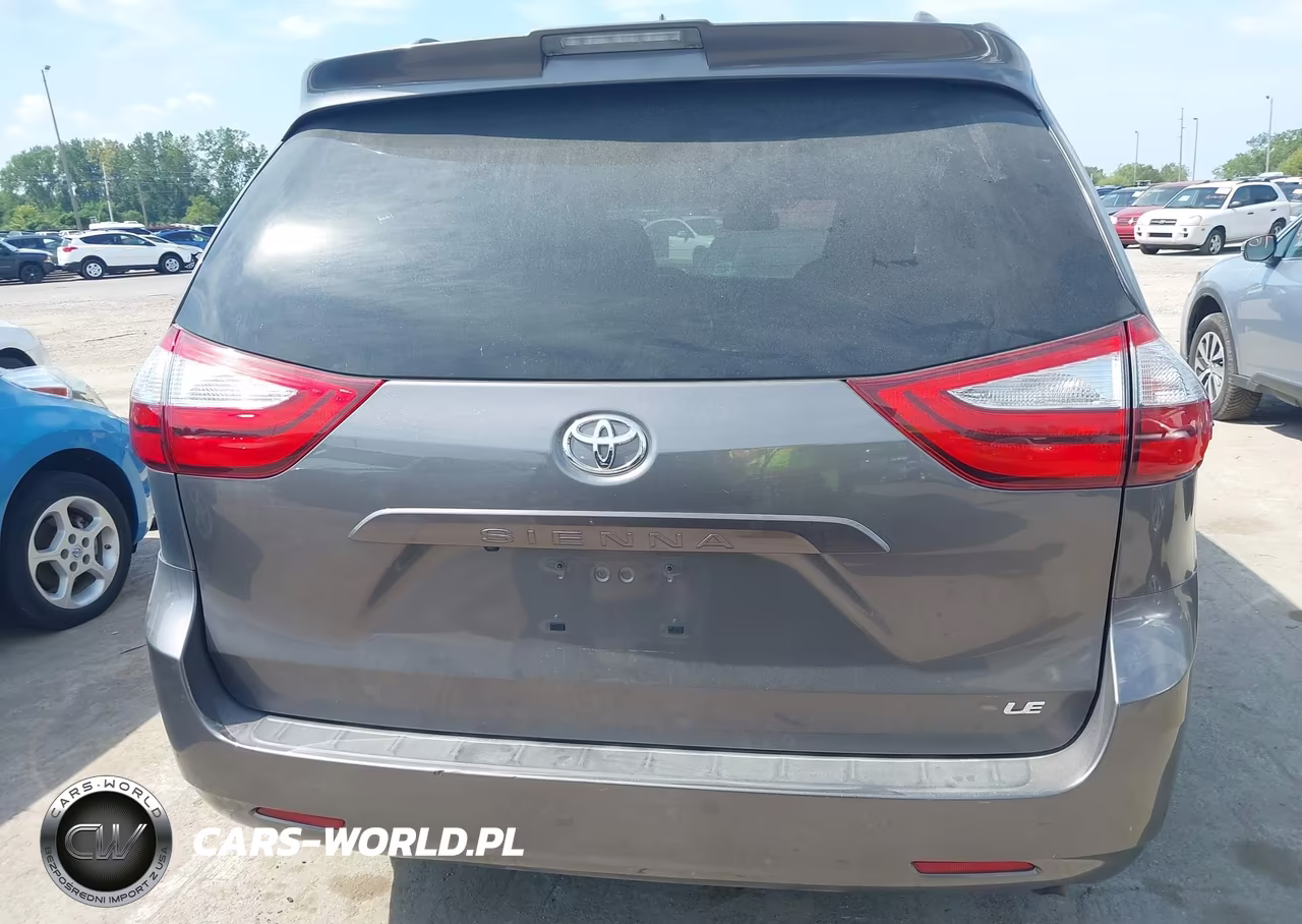 2019 Toyota Sienna Le 8 Passenger VIN:5TDKZ3DC1KS016809 - 17