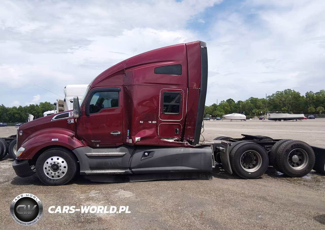 2017 Kenworth T680 VIN:1XKYDP9X3HJ146631 - 15