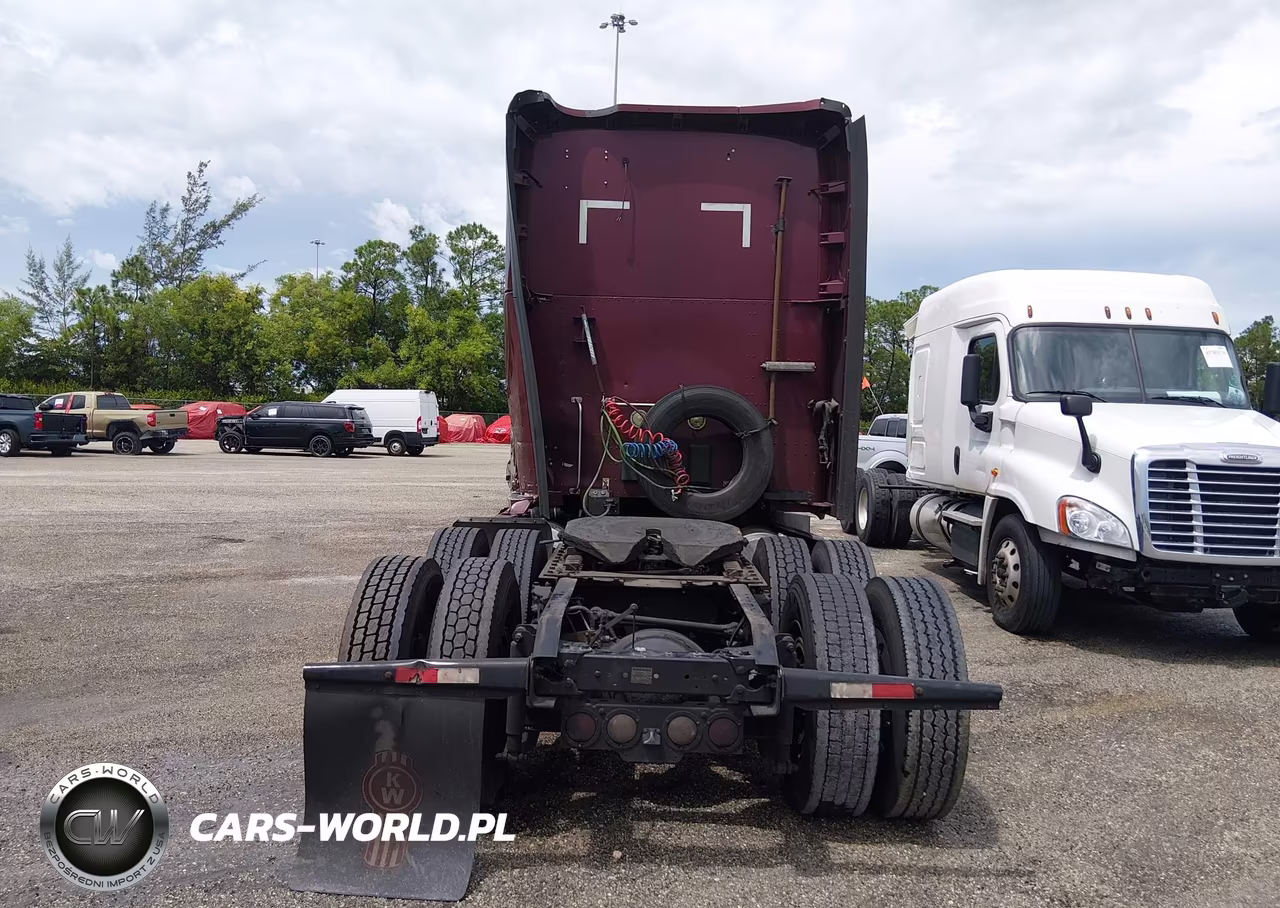 2017 Kenworth T680 VIN:1XKYDP9X3HJ146631 - 16