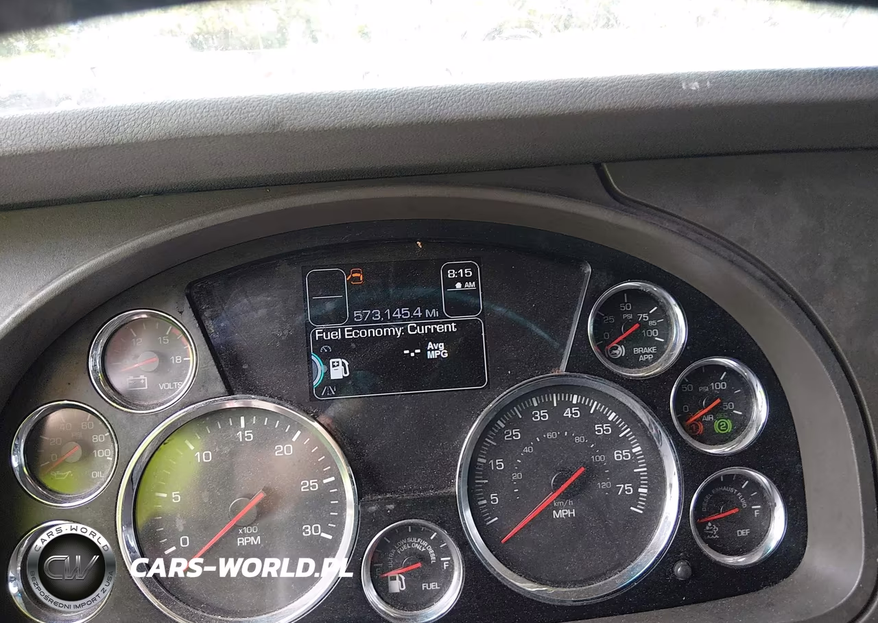2017 Kenworth T680 VIN:1XKYDP9X3HJ146631 - 5