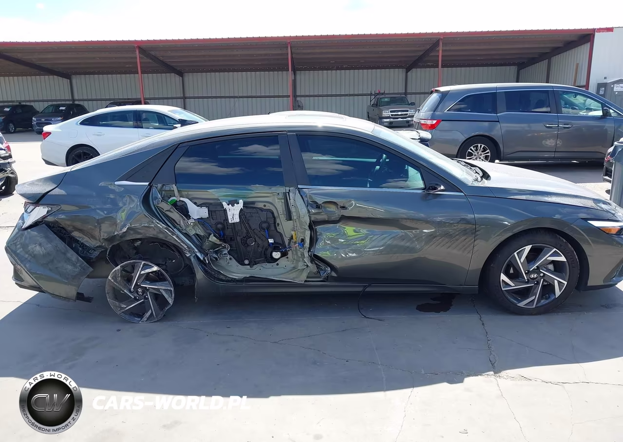 2025 Hyundai Elantra Sel Convenience VIN:KMHLS4DG5SU913446 - 13