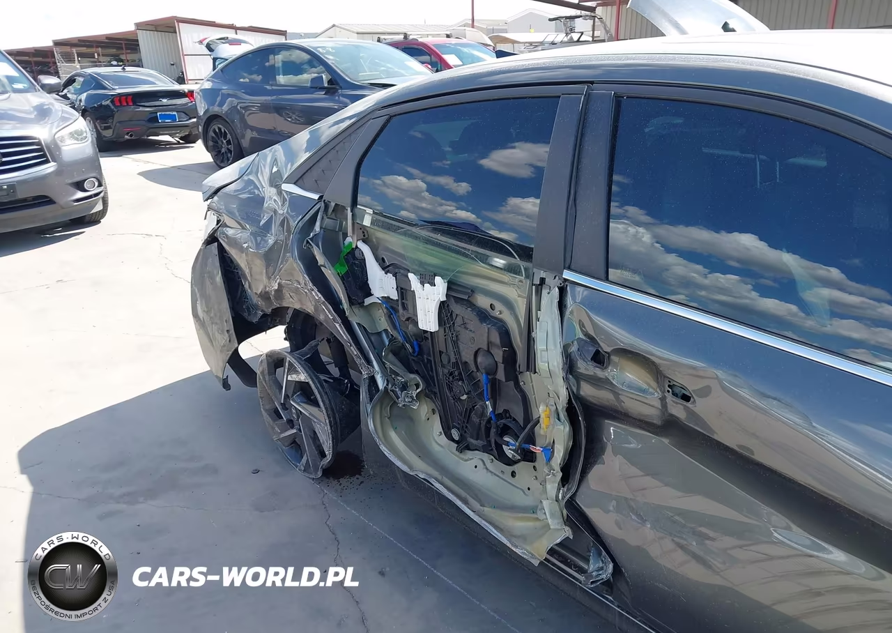 2025 Hyundai Elantra Sel Convenience VIN:KMHLS4DG5SU913446 - 6
