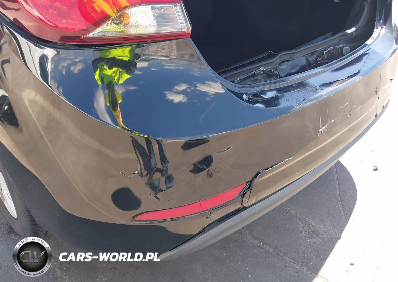 2016 Hyundai Elantra Se VIN:5NPDH4AE9GH713469 - 17