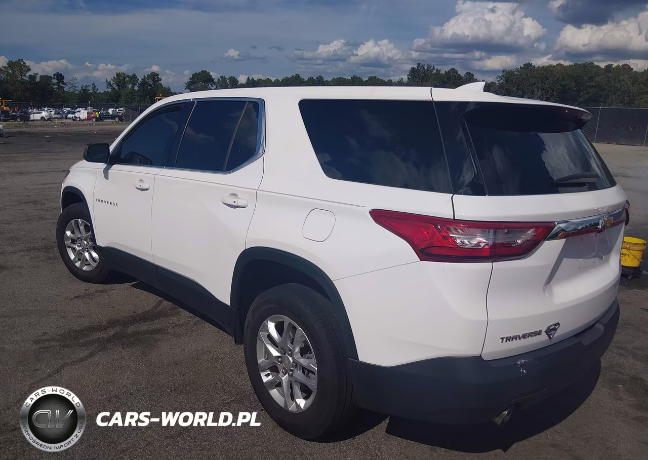 2021 Chevrolet Traverse Fwd Ls VIN:1GNERFKWXMJ204506 - 3