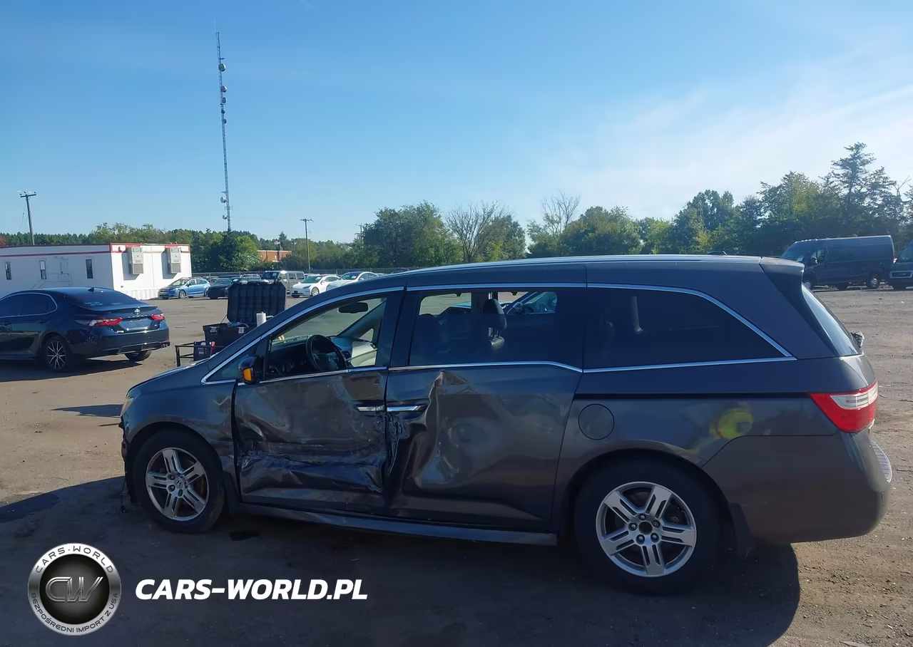 2013 Honda Odyssey Touring-Touring Elite VIN:5FNRL5H99DB063216 - 15