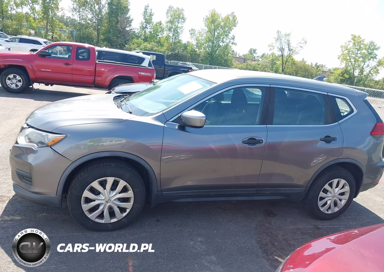 2017 Nissan Rogue S VIN:KNMAT2MVXHP619544 - 14