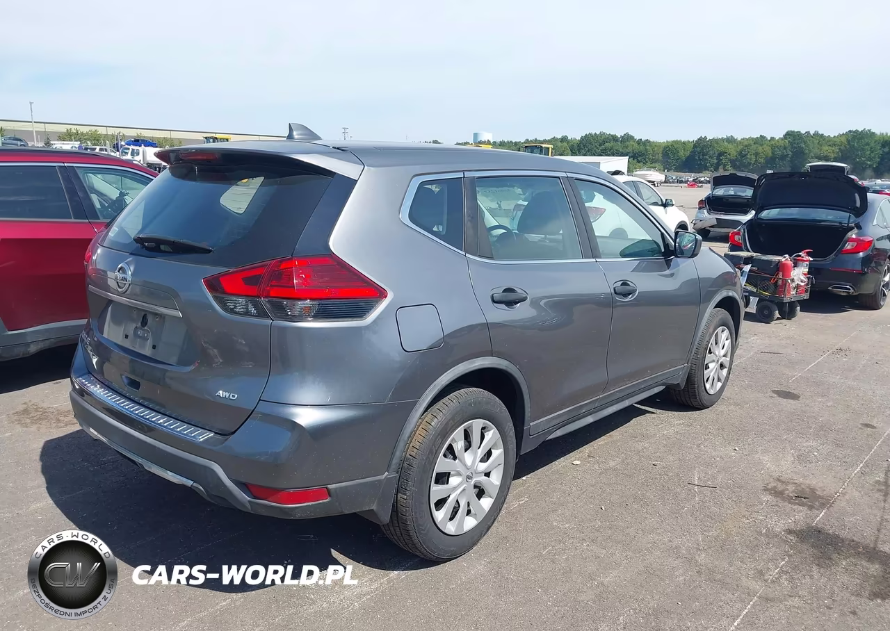 2017 Nissan Rogue S VIN:KNMAT2MVXHP619544 - 4