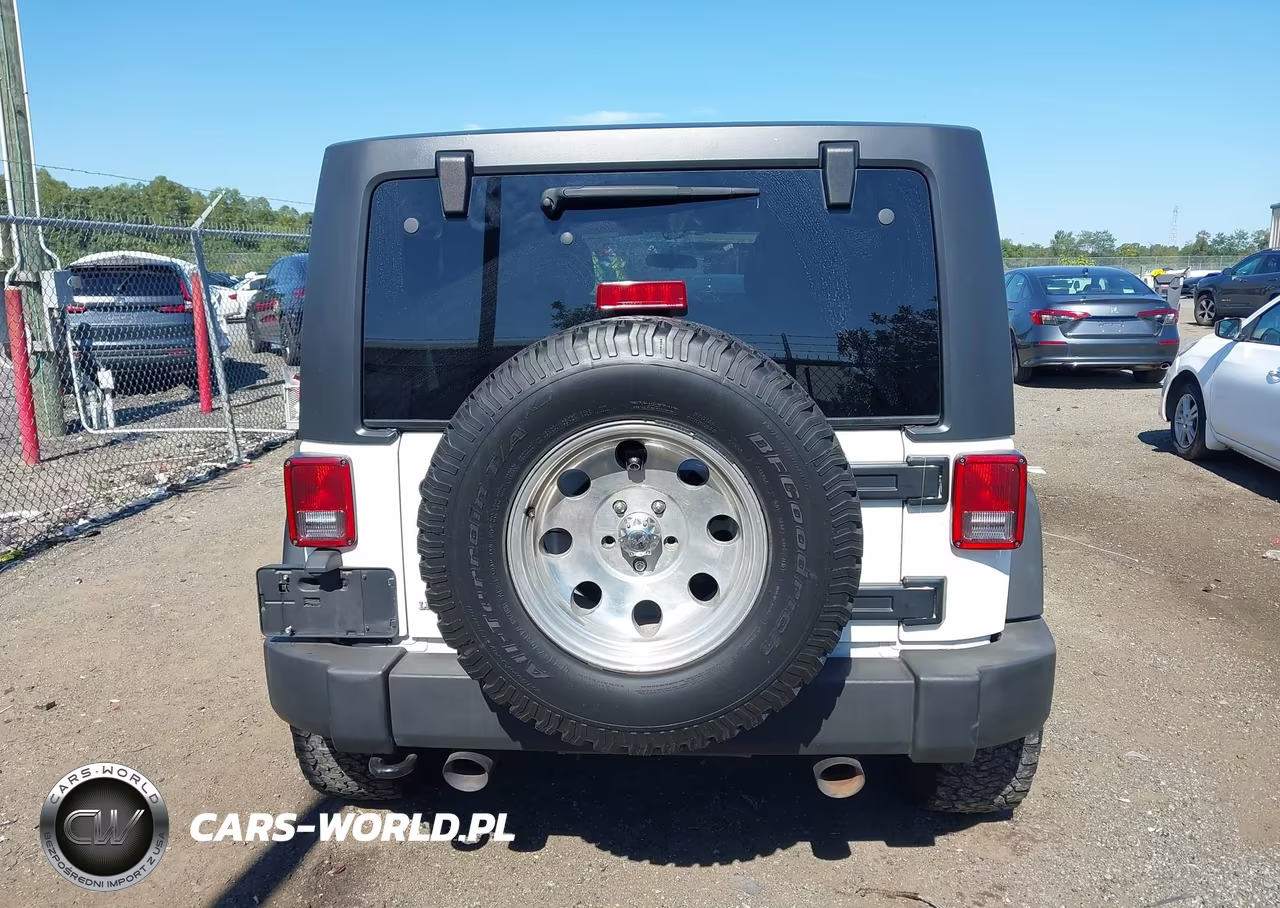 2017 Jeep Wrangler Unlimited Sport 4X4 VIN:1C4BJWDG7HL741952 - 16