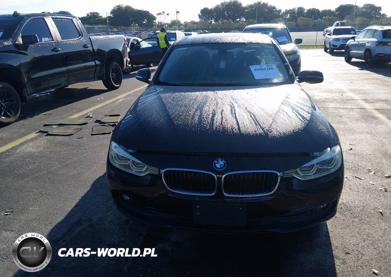 2018 BMW 320I VIN:WBA8A9C50JAD27795 - 12