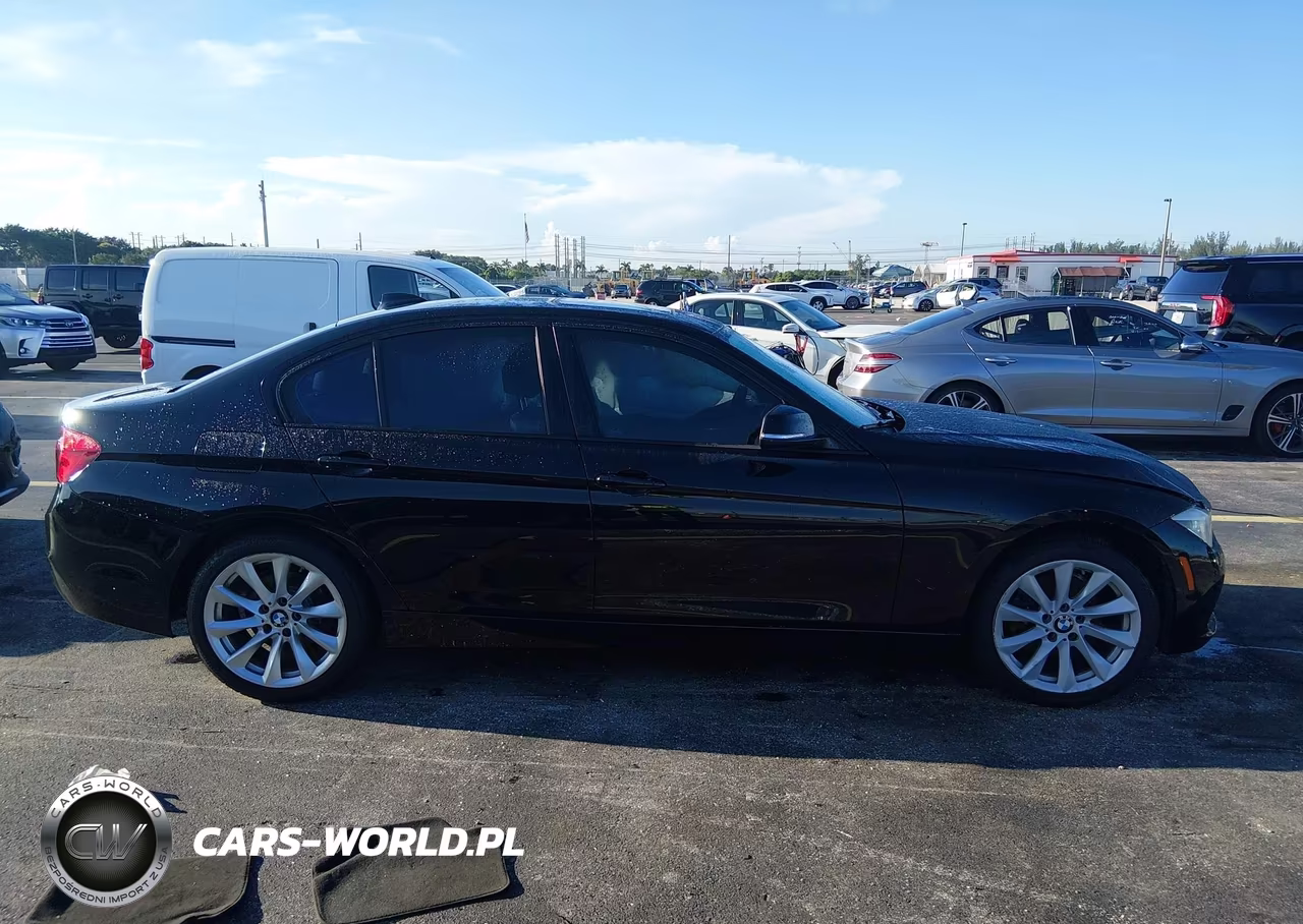 2018 BMW 320I VIN:WBA8A9C50JAD27795 - 13
