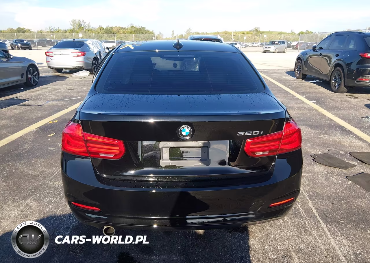 2018 BMW 320I VIN:WBA8A9C50JAD27795 - 16