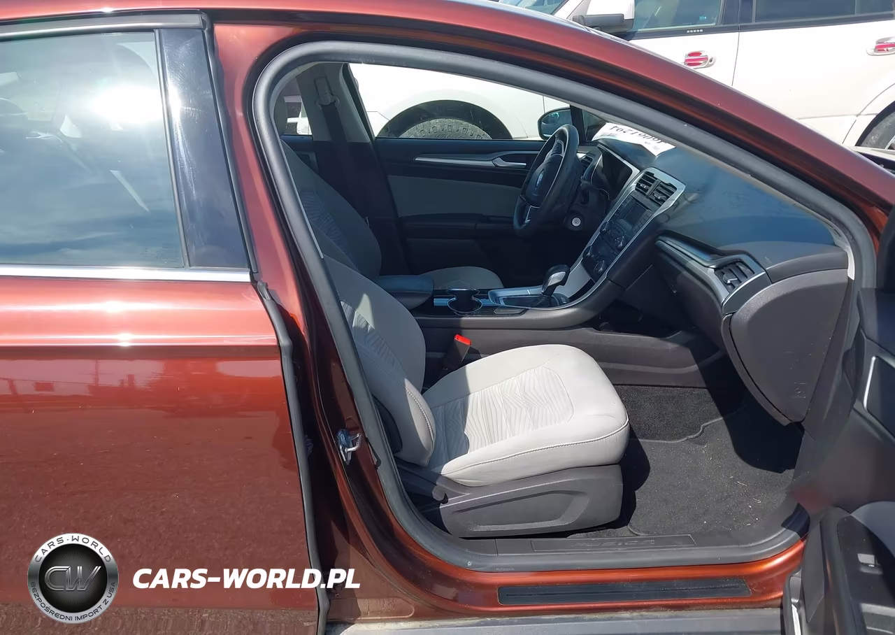 2016 Ford Fusion S VIN:3FA6P0G79GR164579 - 5