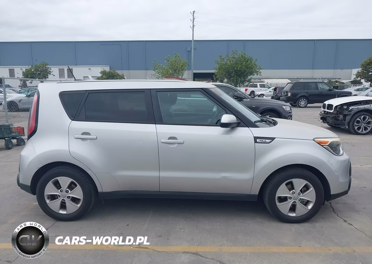 2015 Kia Soul VIN:KNDJN2A2XF7775956 - 14