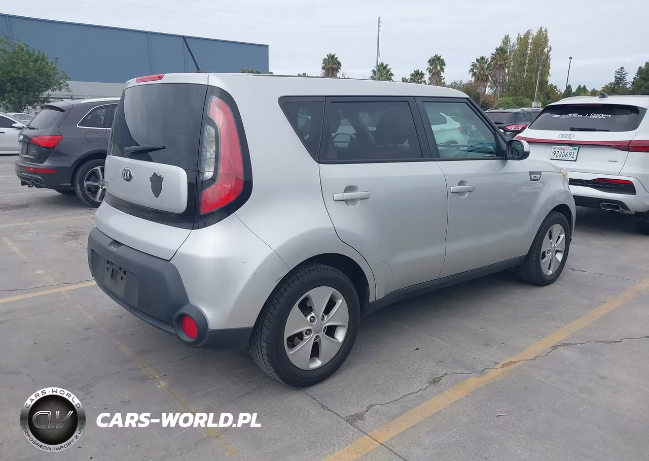2015 Kia Soul VIN:KNDJN2A2XF7775956 - 4