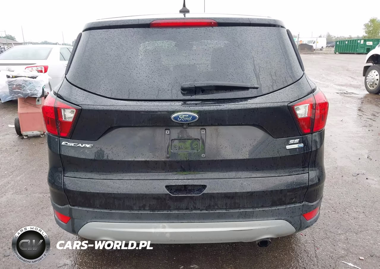 2019 Ford Escape Se VIN:1FMCU9GD1KUA45826 - 16