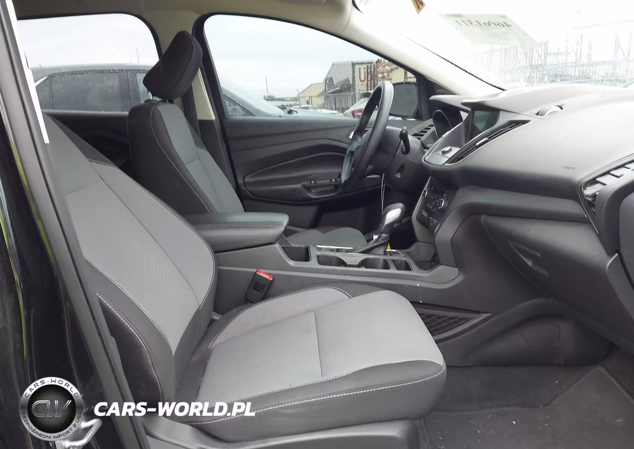 2019 Ford Escape Se VIN:1FMCU9GD1KUA45826 - 5