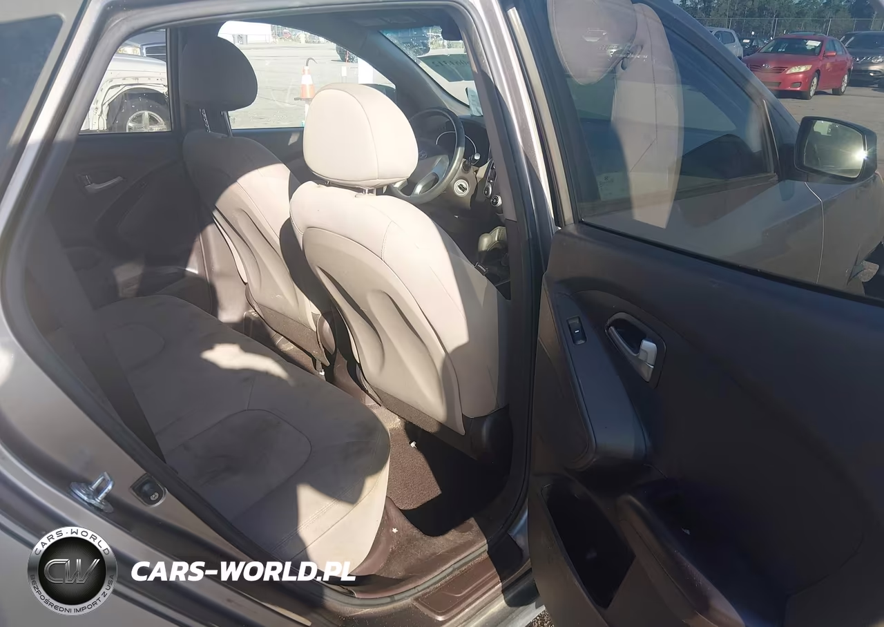 2012 Hyundai Tucson Gl VIN:KM8JT3AB4CU425792 - 8