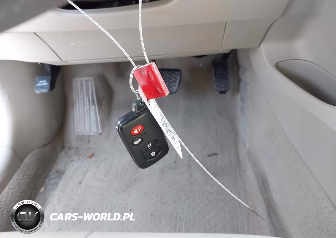 2011 Toyota Camry Hybrid VIN:4T1BB3EK8BU141792 - 11
