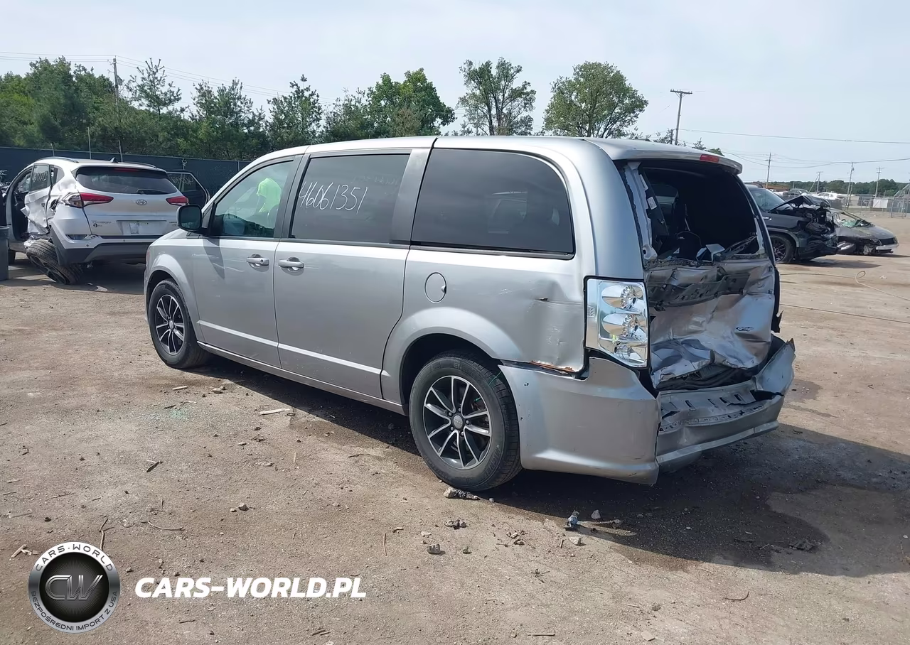 2019 Dodge Grand Caravan Gt VIN:2C4RDGEG8KR529862 - 3