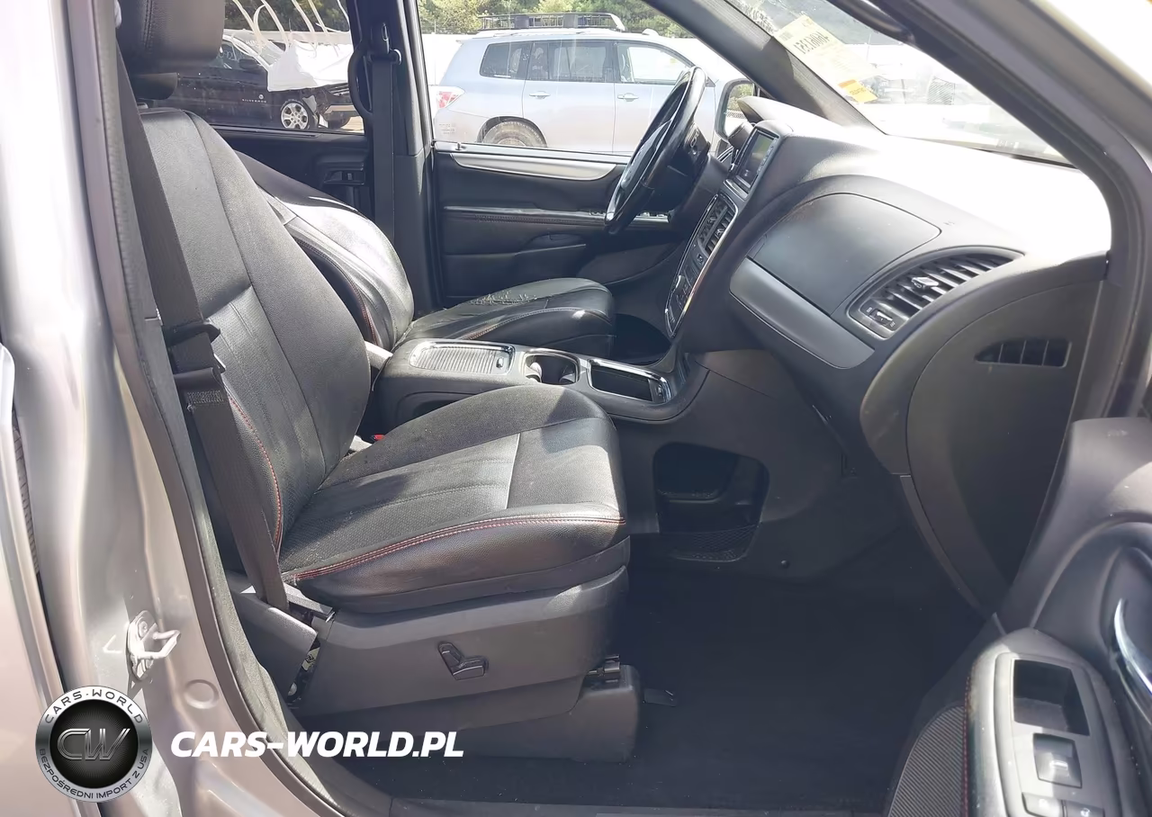 2019 Dodge Grand Caravan Gt VIN:2C4RDGEG8KR529862 - 5