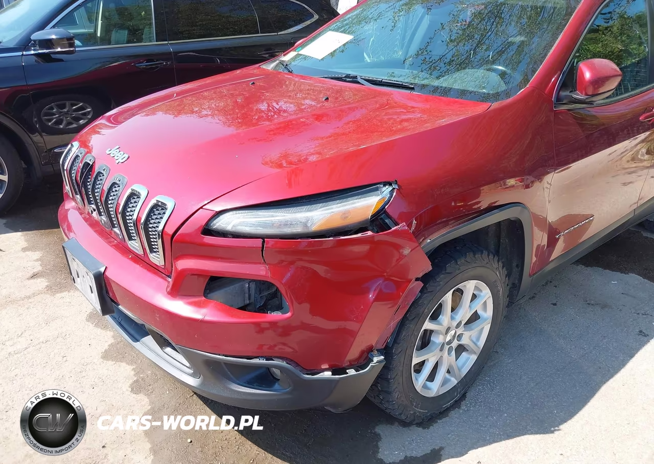 2016 Jeep Cherokee Latitude VIN:1C4PJMCSXGW262812 - 6
