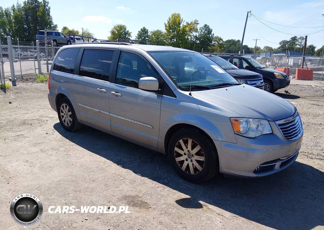 2015 Chrysler Town & Country Touring VIN:2C4RC1BG3FR644363 - 1