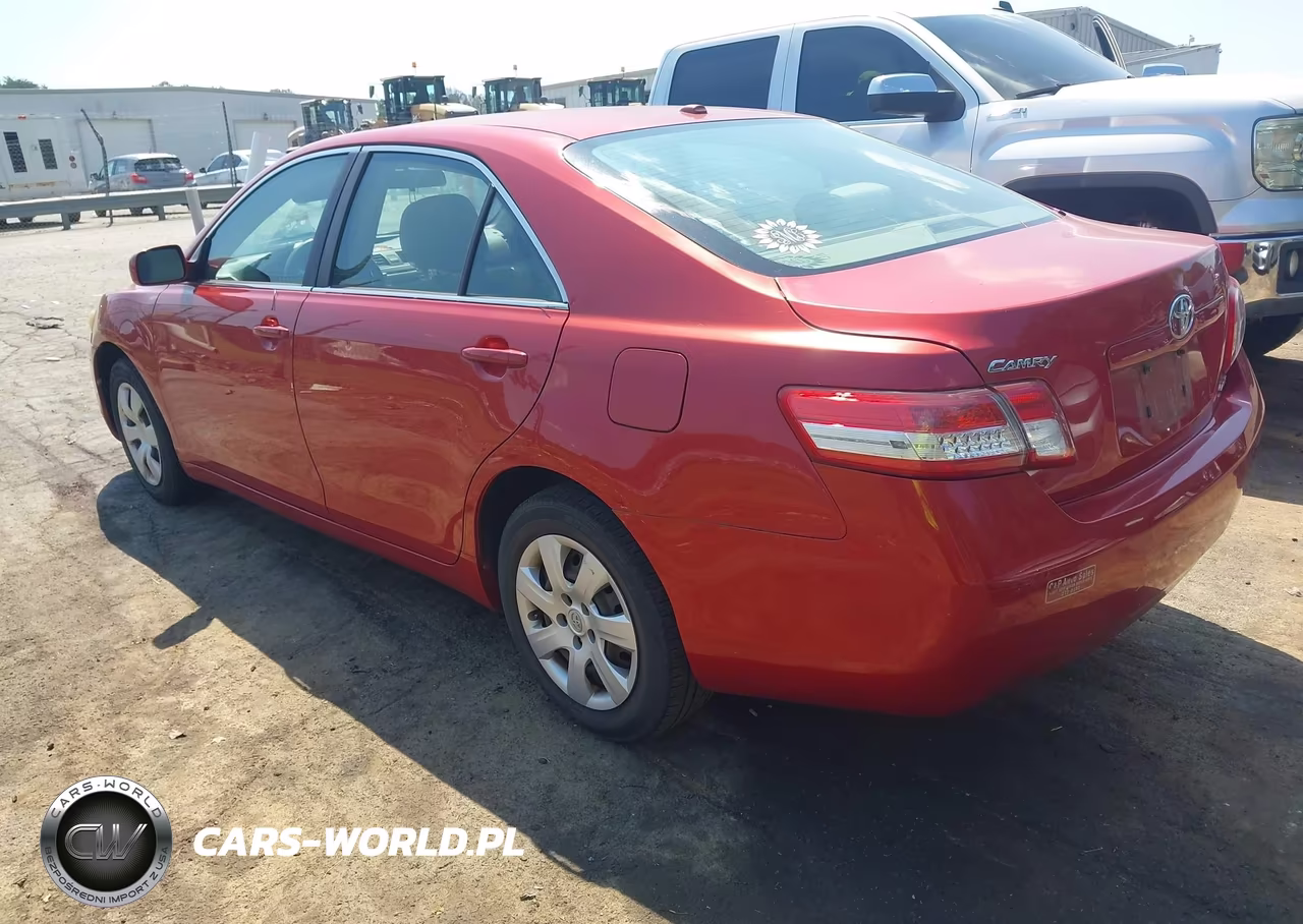 2010 Toyota Camry Le VIN:4T1BF3EK4AU508402 - 3