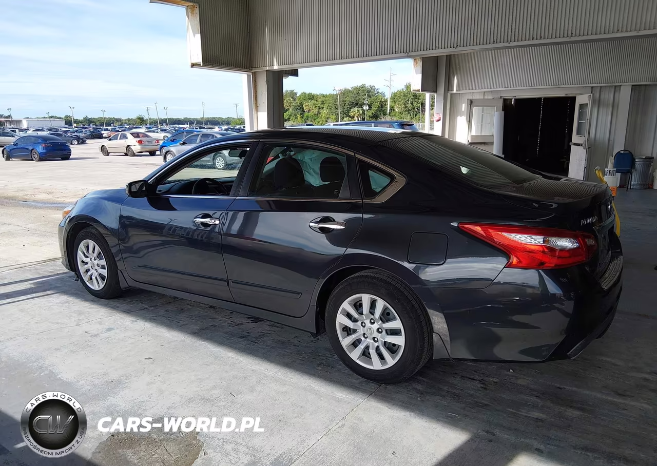2017 Nissan Altima 2.5 S VIN:1N4AL3AP9HC130769 - 14