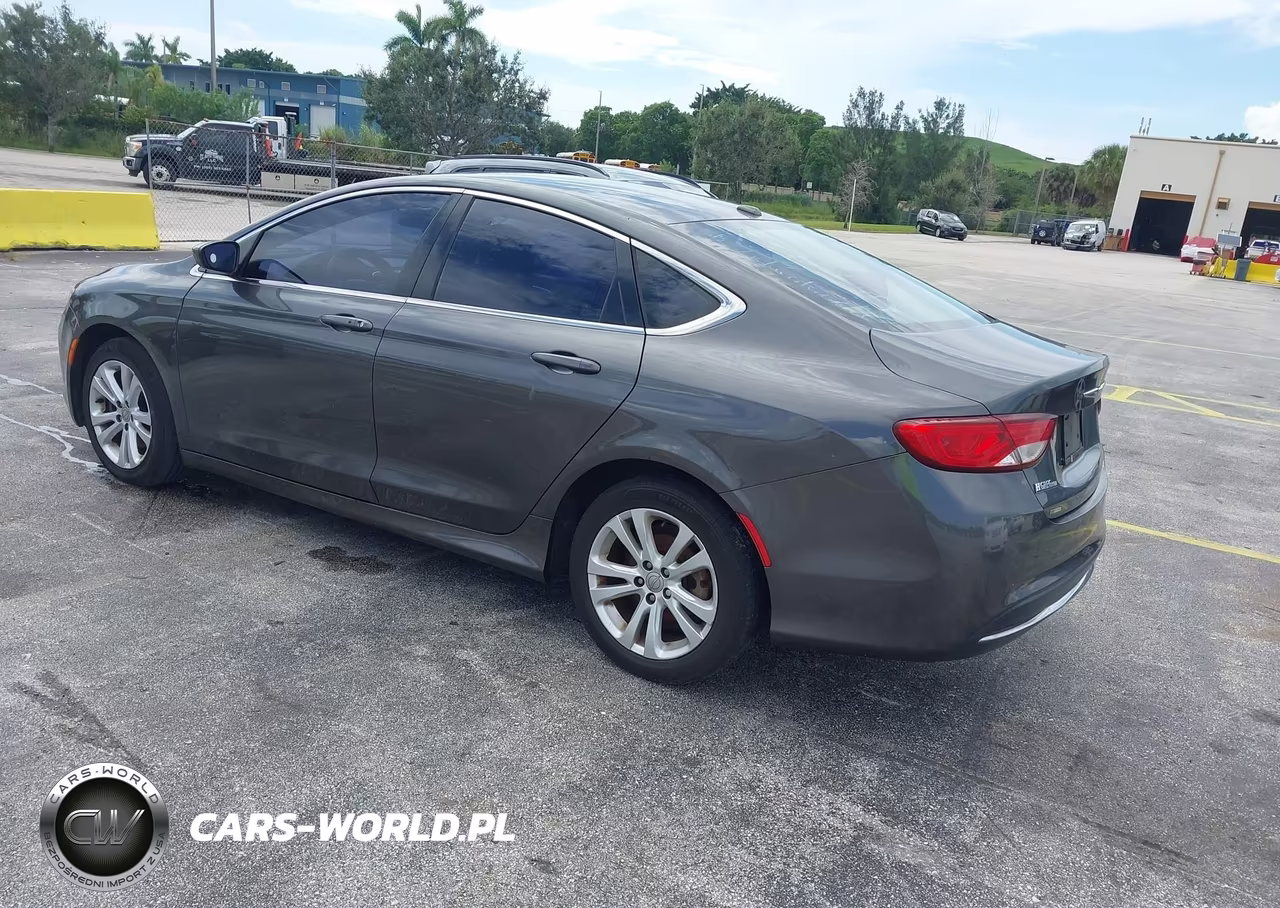 2015 Chrysler 200 Limited VIN:1C3CCCAB9FN602241 - 3