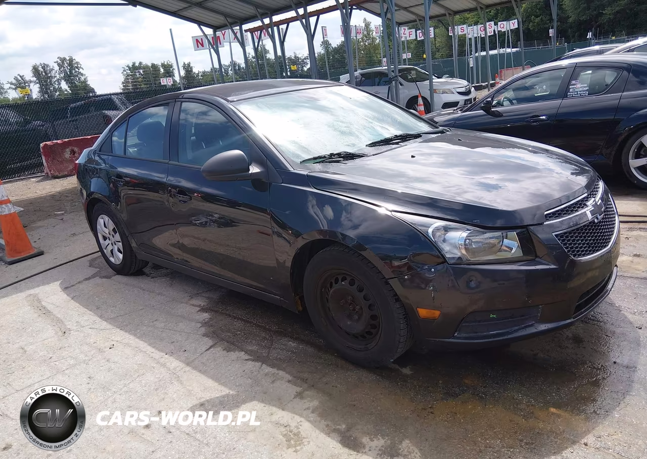2013 Chevrolet Cruze Ls Auto