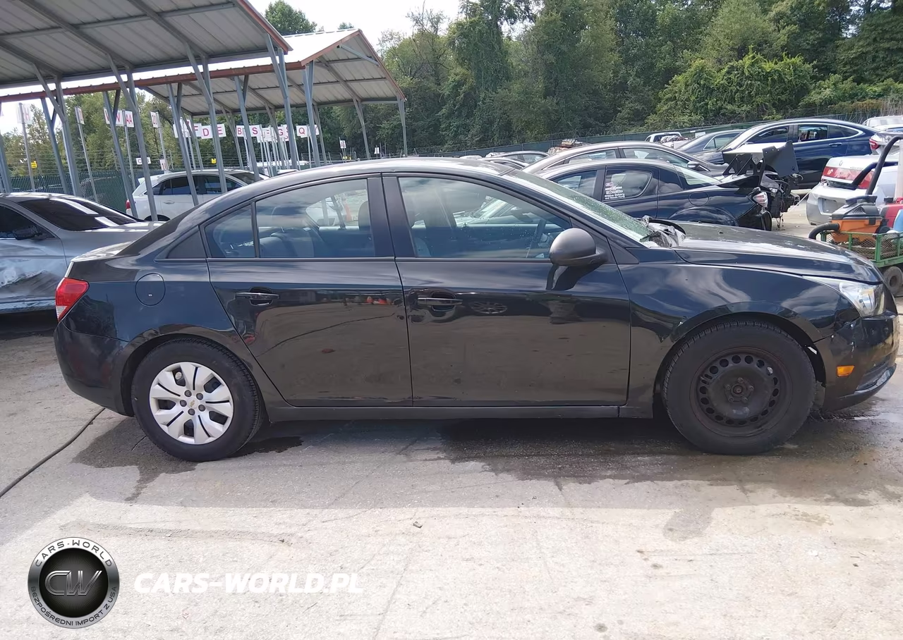 2013 Chevrolet Cruze Ls Auto VIN:1G1PA5SG4D7284564 - 13