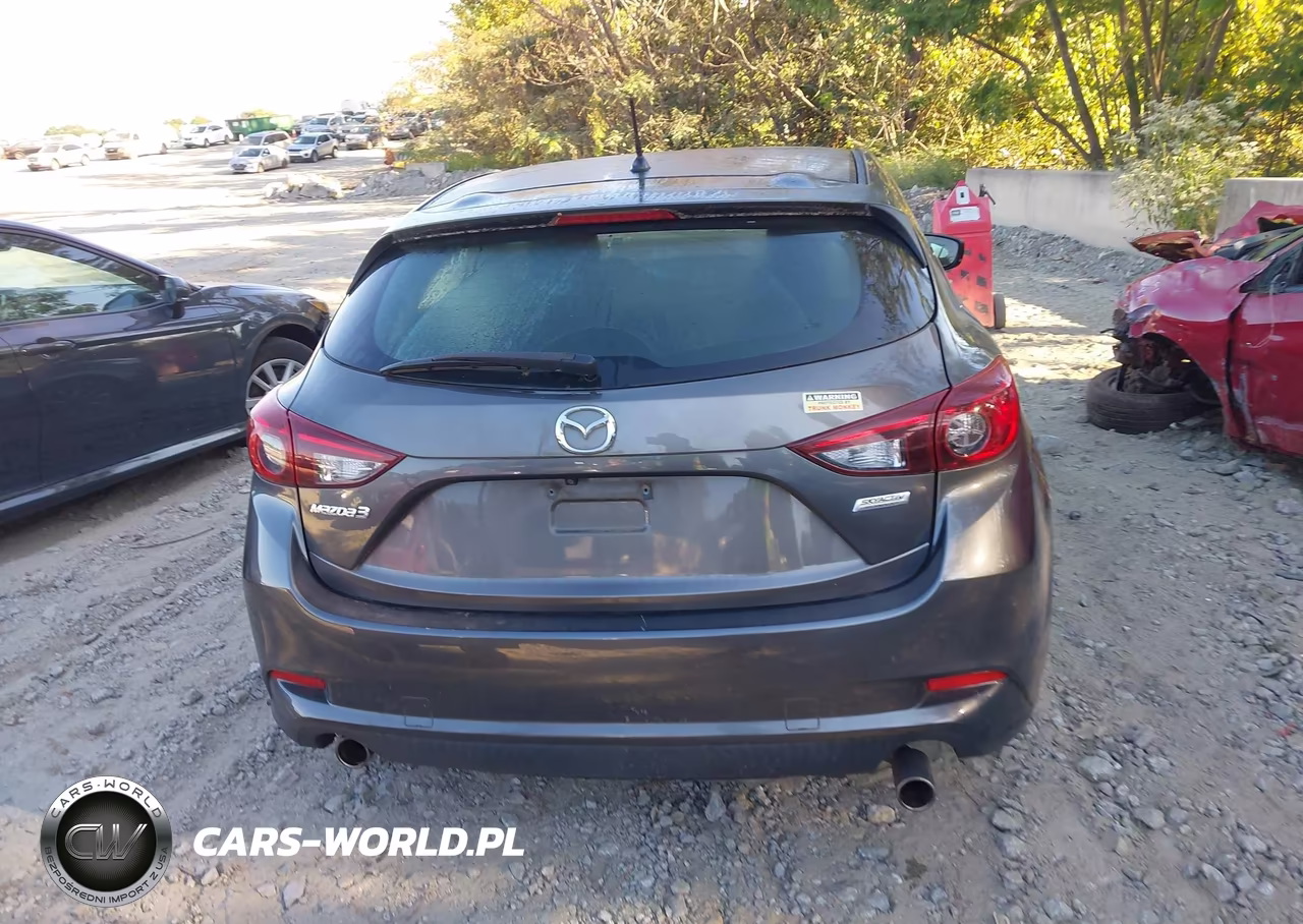 2018 Mazda Mazda3 Touring VIN:3MZBN1L33JM275587 - 16