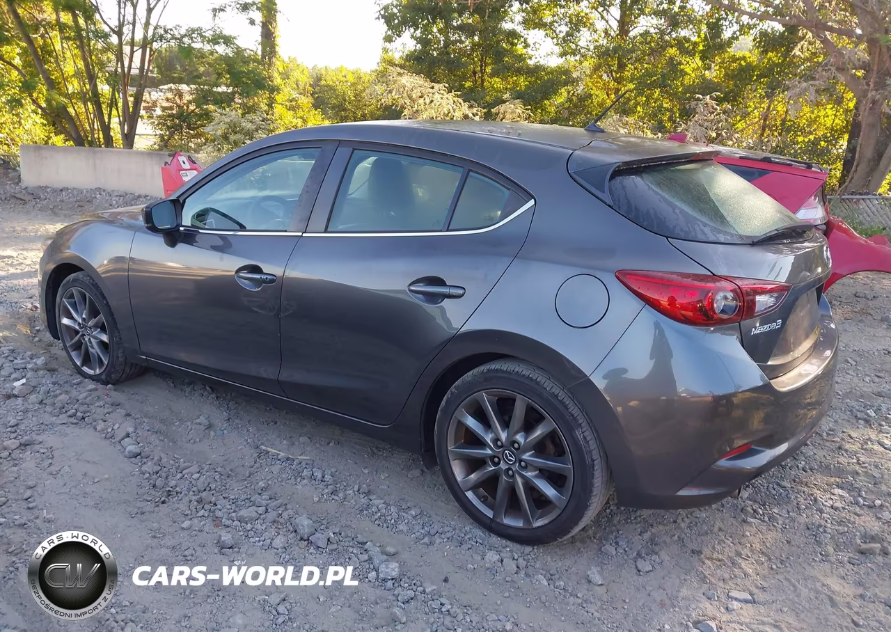 2018 Mazda Mazda3 Touring VIN:3MZBN1L33JM275587 - 3