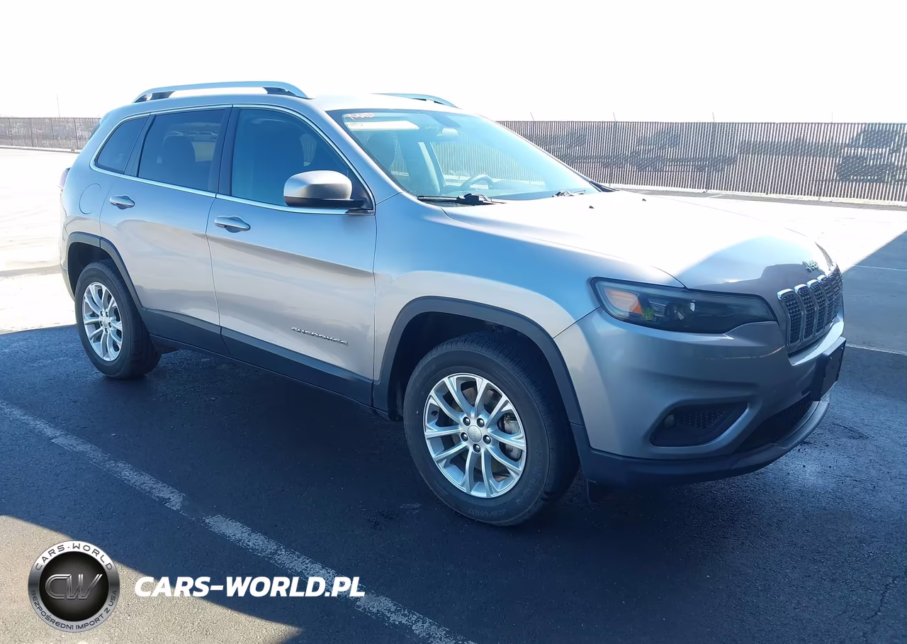 2019 Jeep Cherokee Latitude 4X4 VIN:1C4PJMCB9KD449429 - 1