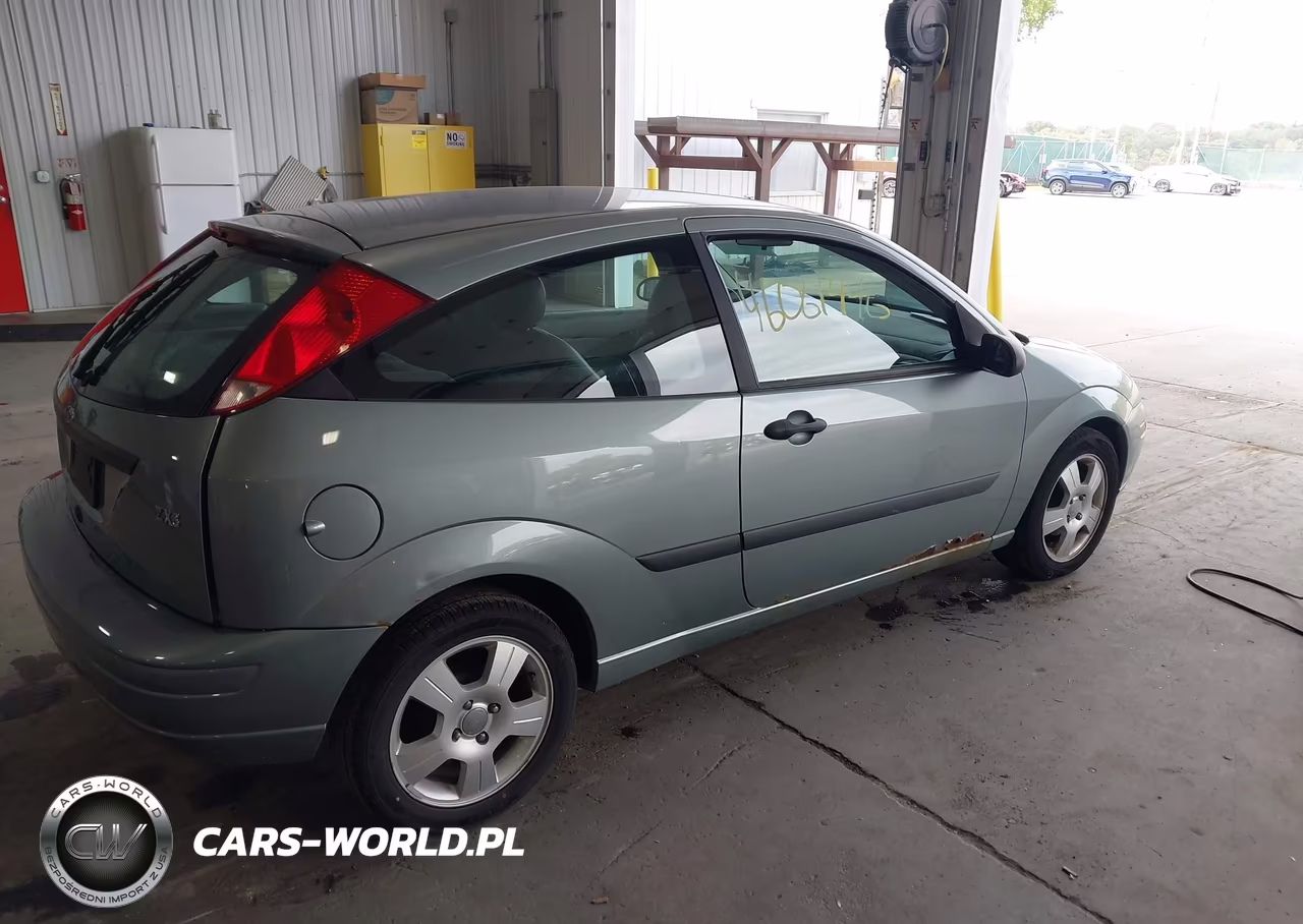 2004 Ford Focus Zx3 VIN:3FAFP31Z94R126387 - 4