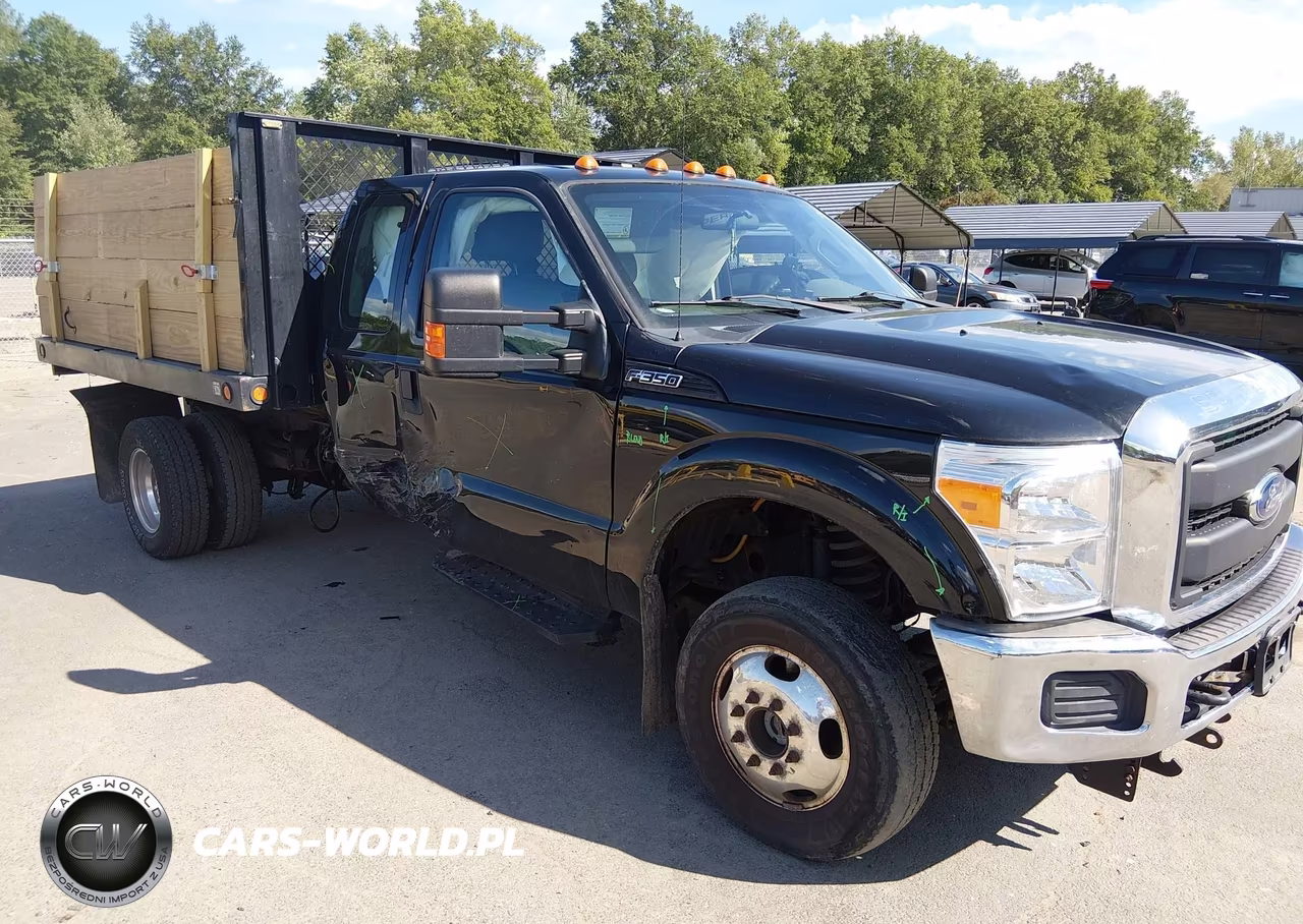 2016 Ford F-350 Chassis Xl