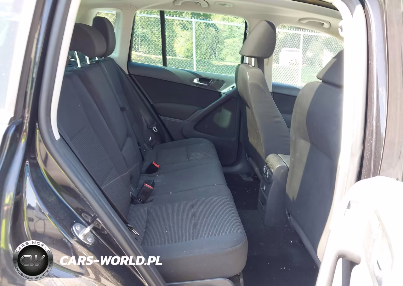 2013 Volkswagen Tiguan S VIN:WVGBV3AX5DW618453 - 8