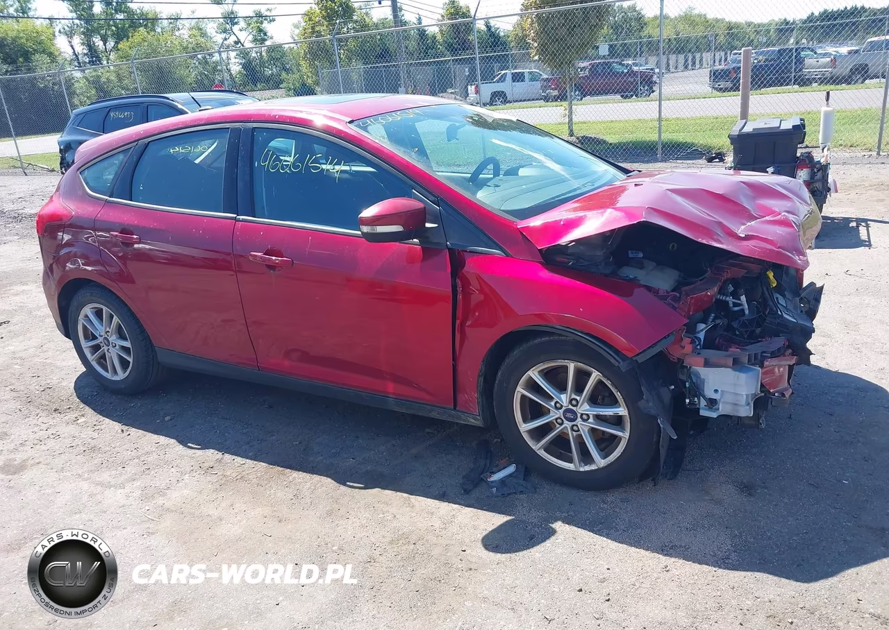 2016 Ford Focus Se VIN:1FADP3K22GL335613 - 14