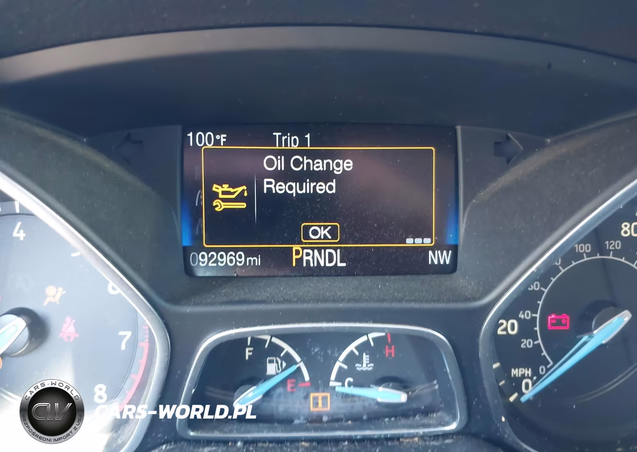 2016 Ford Focus Se VIN:1FADP3K22GL335613 - 16