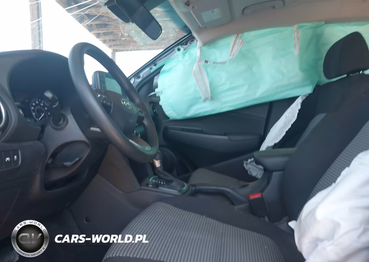2020 Hyundai Kona Se VIN:KM8K12AA6LU575639 - 5