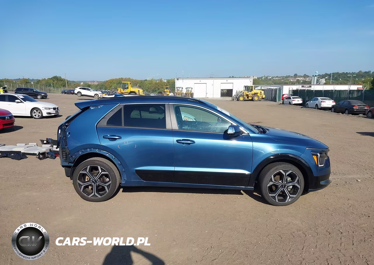 2023 Kia Niro Ex Touring VIN:KNDCR3LEXP5091951 - 14
