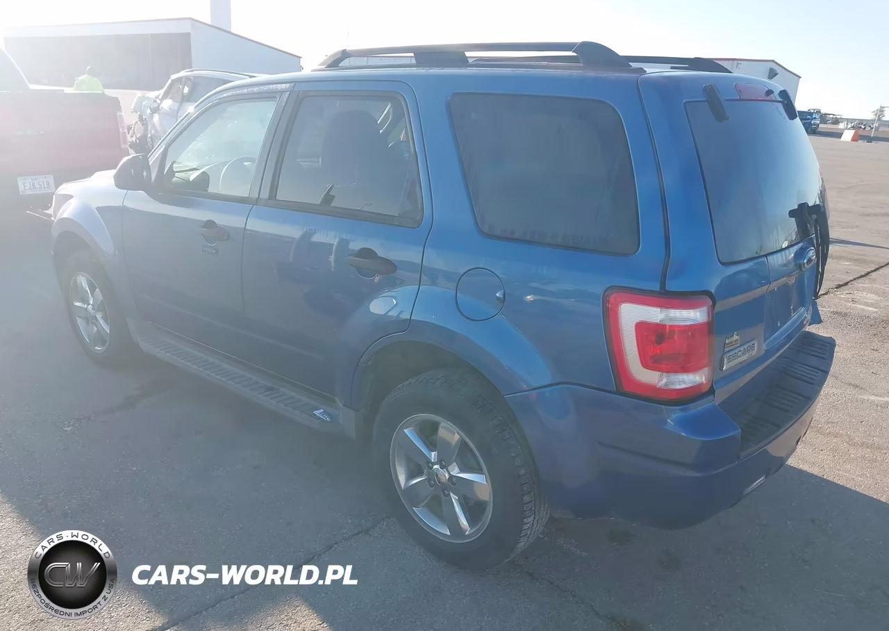 2009 Ford Escape Xlt VIN:1FMCU03G29KA66573 - 3